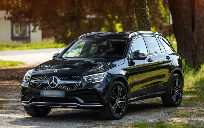 Mercedes-Benz GLC cena 175900 przebieg: 99000, rok produkcji 2020 z Jastrowie małe 742